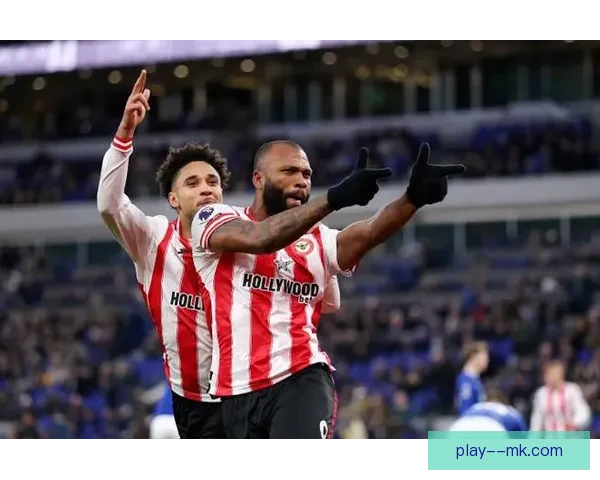 内尔高在布伦特福德中场继续担任节拍器角色稳定球队节奏